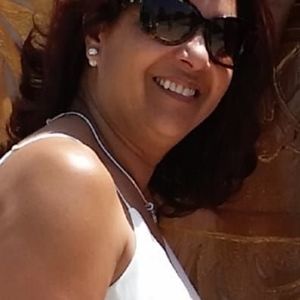 Meet your Posher, Violeta